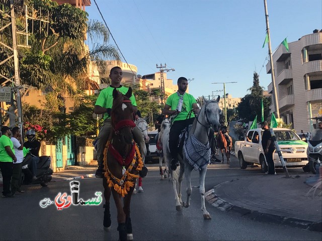 فيديو : الخياله القسماوية تجوب شوارع المدينة في مسيرة احتفالية بقدوم شهر رمضان المبارك 